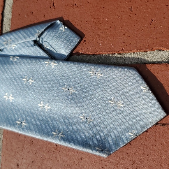Vintage 1950s silk SKINNY 2" tie 54" baby blue - Picture 1 of 4